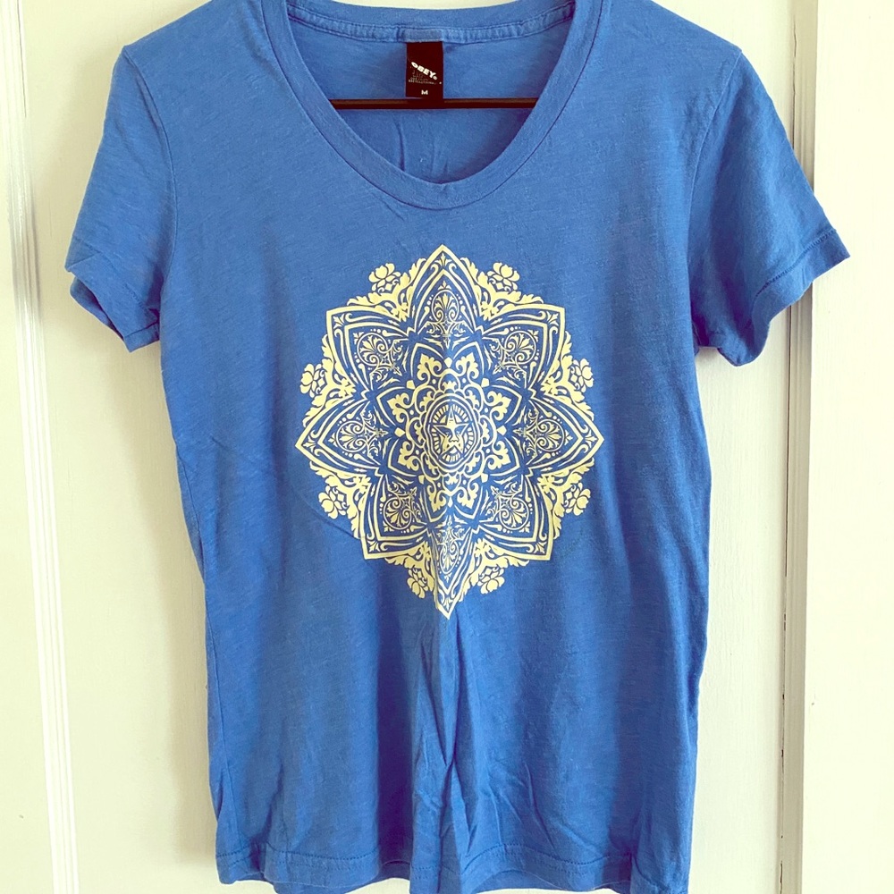 Obey T-shirt